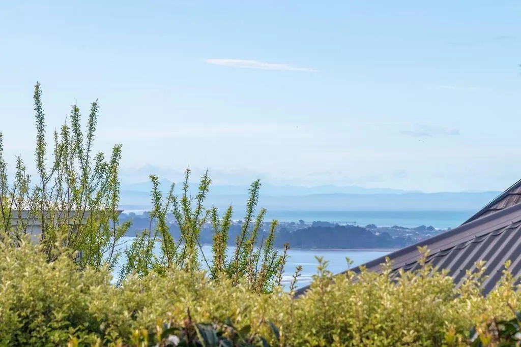 Holiday home Sea View Paradise With Hot Tub Christchurch