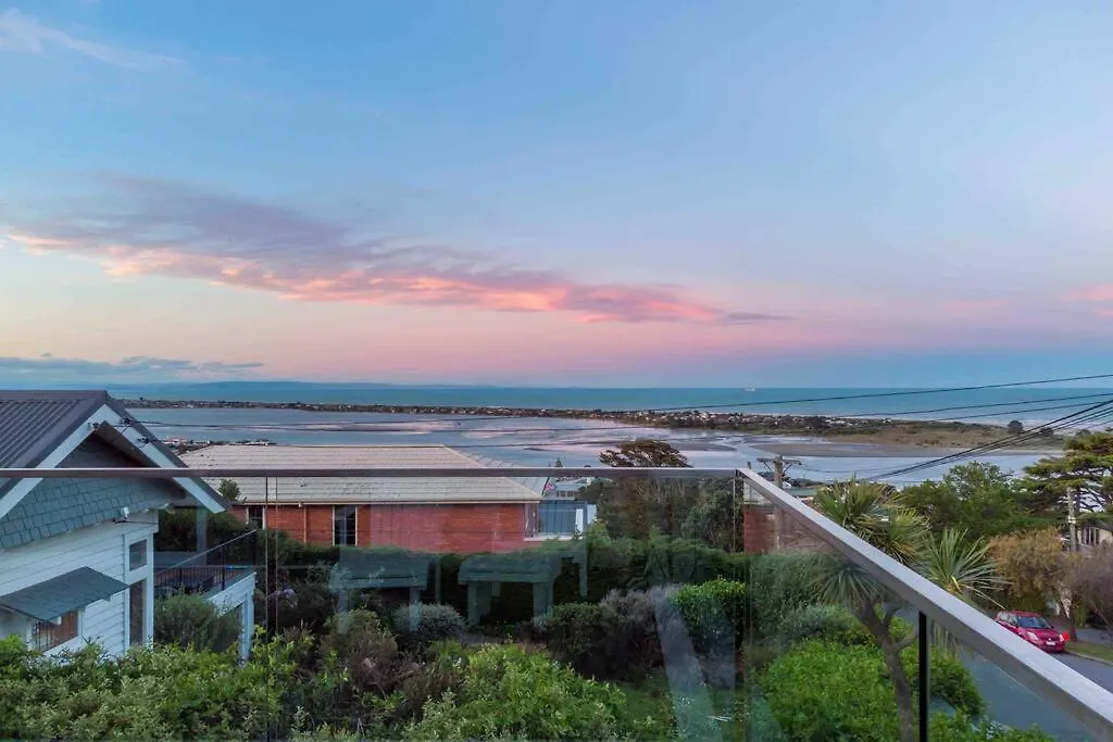 Holiday home Sea View Paradise With Hot Tub Christchurch New Zealand